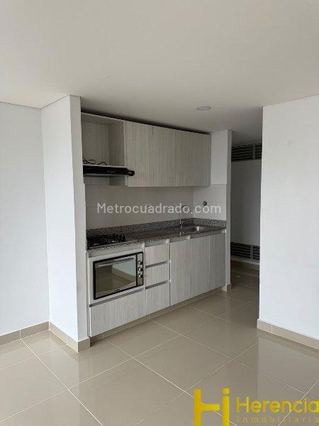 2BR Apartment in Suramerica (67 m²) - 3