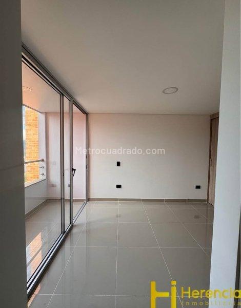 2BR Apartment in Suramerica (68 m²) - 2