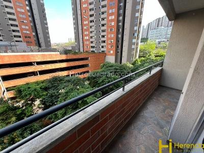 Apartamento de 3 alcobas en venta en Central, Bello, 76 m² · foto 6 de 20