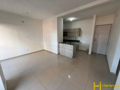 Apartamento de 3 alcobas en venta en Central, Bello, 76 m² · foto 9 de 20