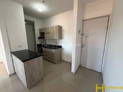 Apartamento de 3 alcobas en venta en Central, Bello, 76 m² · foto 14 de 20