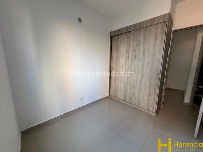 Apartamento de 3 alcobas en venta en Central, Bello, 76 m² · foto 19 de 20