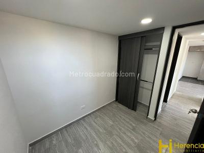Apartamento de 2 alcobas en venta en La Navarra, Bello, 52 m² · foto 12 de 13