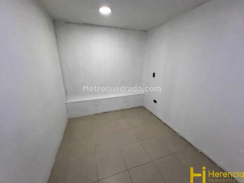 Local Comercial en Arriendo, Central, Bello - Más