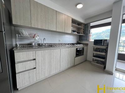 Apartamento de 3 alcobas en venta en La Navarra, Bello, 78 m² · foto 6 de 20