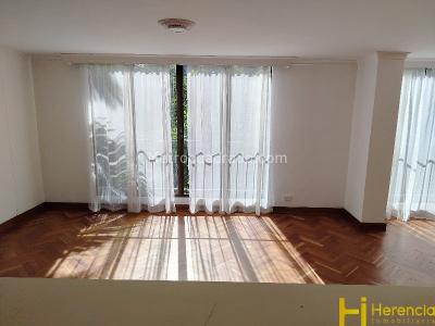 Apartamento de 2 alcobas en arriendo en El Poblado, Medellín, 96 m² · foto 10 de 20