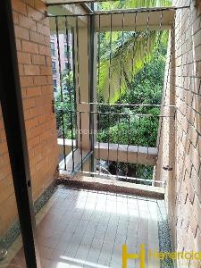 Apartamento de 2 alcobas en arriendo en El Poblado, Medellín, 96 m² · foto 18 de 20