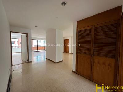 Apartamento en arriendo en Laureles, Medellín · foto 4 de 20