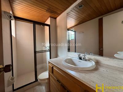 Apartamento en arriendo en Laureles, Medellín · foto 8 de 20