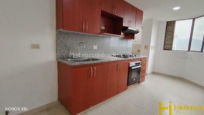 Apartamento de 3 alcobas en arriendo en Los Balsos Nro 2, Medellín, 140 m² · foto 7 de 20