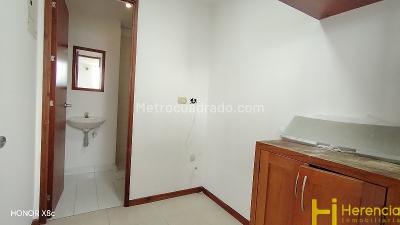 Apartamento de 3 alcobas en arriendo en Los Balsos Nro 2, Medellín, 140 m² · foto 11 de 20