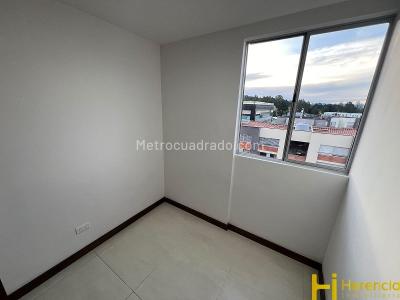 Apartamento de 3 alcobas en venta en Tranvia, Rionegro, 55 m² · foto 11 de 19