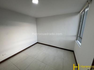 Apartamento de 3 alcobas en venta en Tranvia, Rionegro, 55 m² · foto 13 de 19