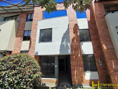 Casa de 3 alcobas en venta en Los Colegios, Rionegro, 100 m² · foto 8 de 20