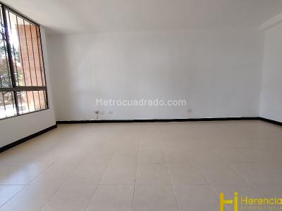 Casa de 3 alcobas en venta en Los Colegios, Rionegro, 100 m² · foto 14 de 20