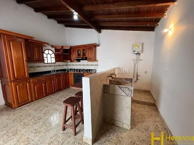 Apartamento de 4 alcobas en arriendo en Estadio, Medellín, 230 m² · foto 2 de 20