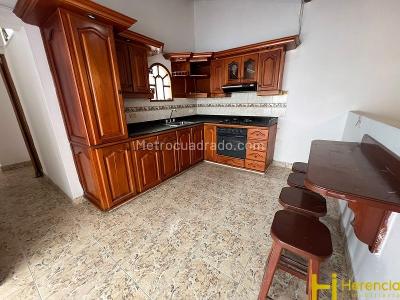Apartamento de 4 alcobas en arriendo en Estadio, Medellín, 230 m² · foto 6 de 20