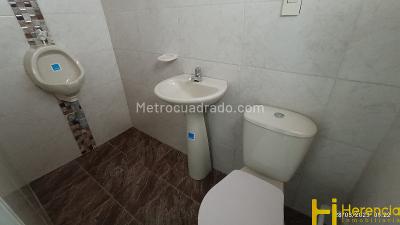 Casa de 3 alcobas en venta en Suramericana, Medellín, 200 m² · foto 6 de 20