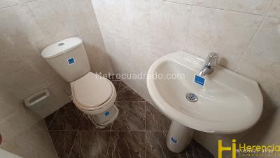 Casa de 3 alcobas en venta en Suramericana, Medellín, 200 m² · foto 7 de 20