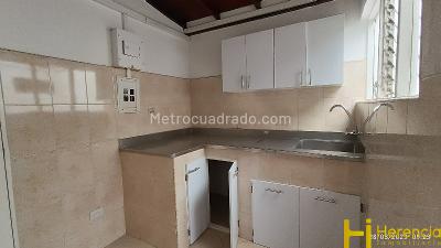 Casa de 3 alcobas en venta en Suramericana, Medellín, 200 m² · foto 9 de 20