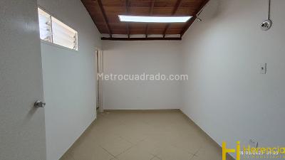 Casa de 3 alcobas en venta en Suramericana, Medellín, 200 m² · foto 16 de 20