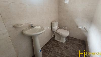 Casa de 3 alcobas en venta en Suramericana, Medellín, 200 m² · foto 18 de 20