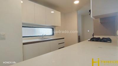 Apartamento de 3 alcobas en arriendo en El Poblado, Medellín, 105 m² · foto 6 de 20