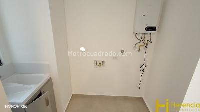 Apartamento de 3 alcobas en arriendo en El Poblado, Medellín, 105 m² · foto 8 de 20