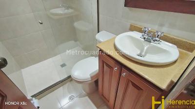 Apartamento de 3 alcobas en arriendo en San Juaquin, Medellín, 92 m² · foto 17 de 20