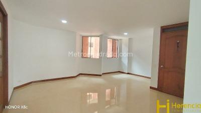 Apartamento de 3 alcobas en arriendo en Laureles, Medellín, 120 m² · foto 2 de 20
