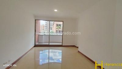 Apartamento de 3 alcobas en arriendo en Laureles, Medellín, 120 m² · foto 4 de 20
