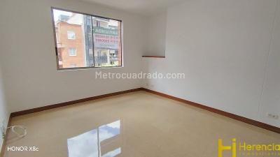 Apartamento de 3 alcobas en arriendo en Laureles, Medellín, 120 m² · foto 14 de 20