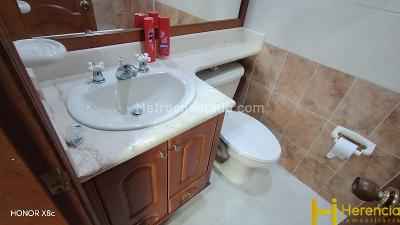 Apartamento de 3 alcobas en arriendo en Laureles, Medellín, 120 m² · foto 17 de 20
