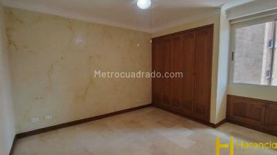 Apartamento de 3 alcobas en arriendo en Laureles, Medellín, 150 m² · foto 15 de 20