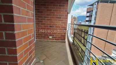 Apartamento de 3 alcobas en arriendo en Laureles, Medellín, 107 m² · foto 2 de 20