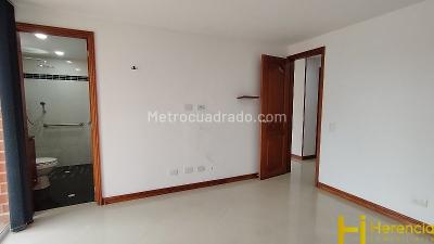 Apartamento de 3 alcobas en arriendo en Laureles, Medellín, 107 m² · foto 15 de 20