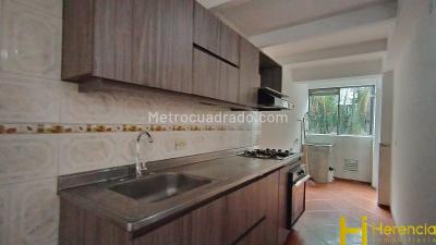 Apartamento de 3 alcobas en arriendo en Carlos E Restrepo, Medellín, 95 m² · foto 7 de 20