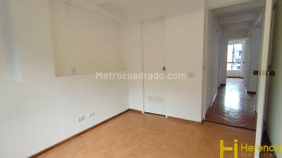 Apartamento de 3 alcobas en arriendo en Carlos E Restrepo, Medellín, 95 m² · foto 10 de 20