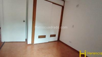 Apartamento de 3 alcobas en arriendo en Carlos E Restrepo, Medellín, 95 m² · foto 16 de 20
