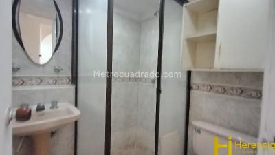 Apartamento de 3 alcobas en arriendo en Carlos E Restrepo, Medellín, 95 m² · foto 18 de 20