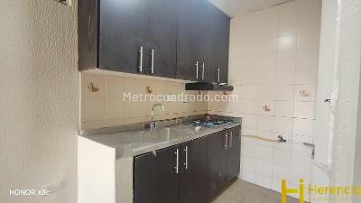 Apartamento de 2 alcobas en venta en Santa Maria Nro 1, Itagüí, 47 m² · foto 4 de 10