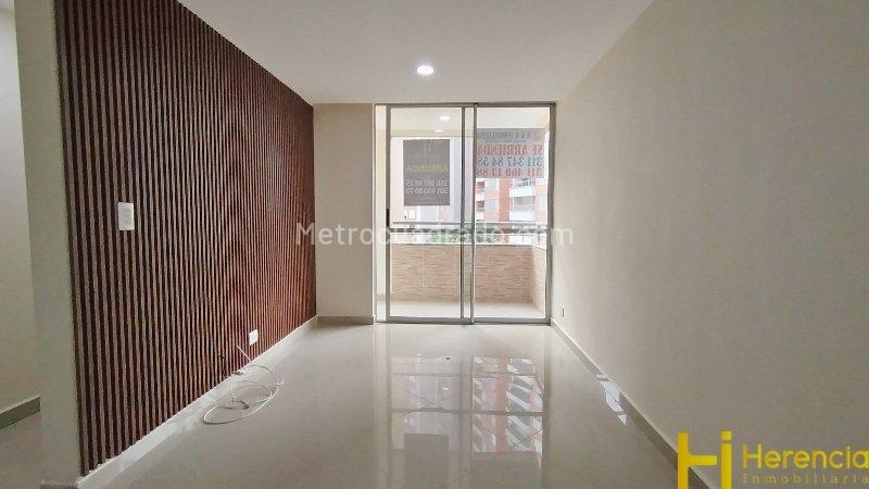 3BR Apartment with Balcony in Niquía, Bello - 4