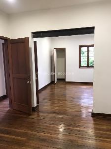 Casa de 5 alcobas en venta en Quinta Camacho, Bogotá, 205 m² · foto 12 de 20