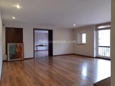 Apartamento en venta en Quinta Camacho, Bogotá · foto 2 de 19