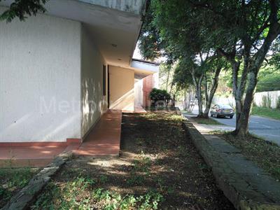 Casa de 5 alcobas en venta en Cristales, Cali, 370 m² · foto 12 de 12