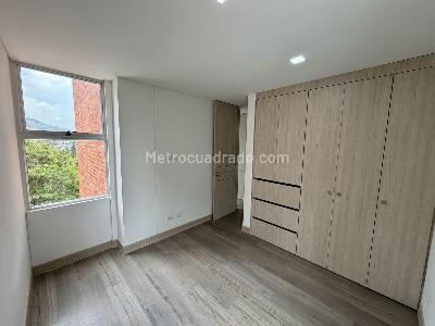 Apartamento de 4 alcobas en venta en Cristales, Cali, 122 m² · foto 8 de 15