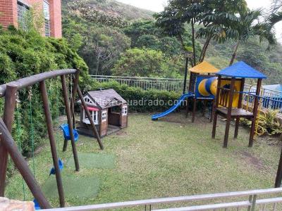 Apartamento de 3 alcobas en venta en Normandia, Cali, 166 m² · foto 18 de 19