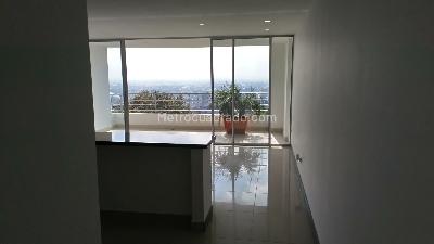 Apartamento de 4 alcobas en venta en Cristales, Cali, 112 m² · foto 4 de 13