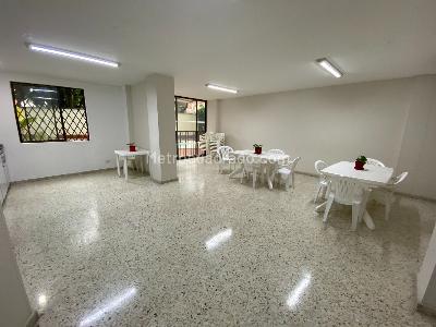 Apartamento en venta en Prados Del Norte, Cali · foto 11 de 11