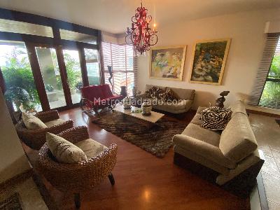 Apartamento de 3 alcobas en venta en Granada, Cali, 220 m² · foto 3 de 17